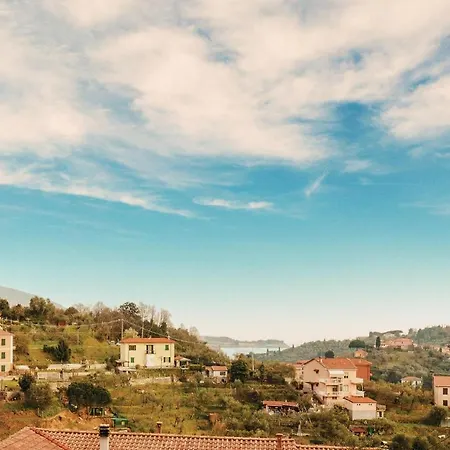 La Casa Di Ophelia * Pitelli